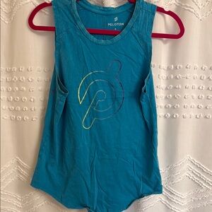 Excellent Distressed Peloton Teal Sleeveless Top - Small
